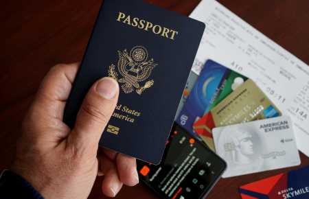 Trade-Off Travelers Unknowingly Accept When Booking Lower-Cost Business Class Tickets