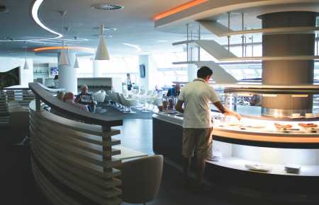 Airport Lounge Access Rules (Who Gets In, When You Don’t) Airport Lounge Access Rules (Who Gets In, When You Don’t)